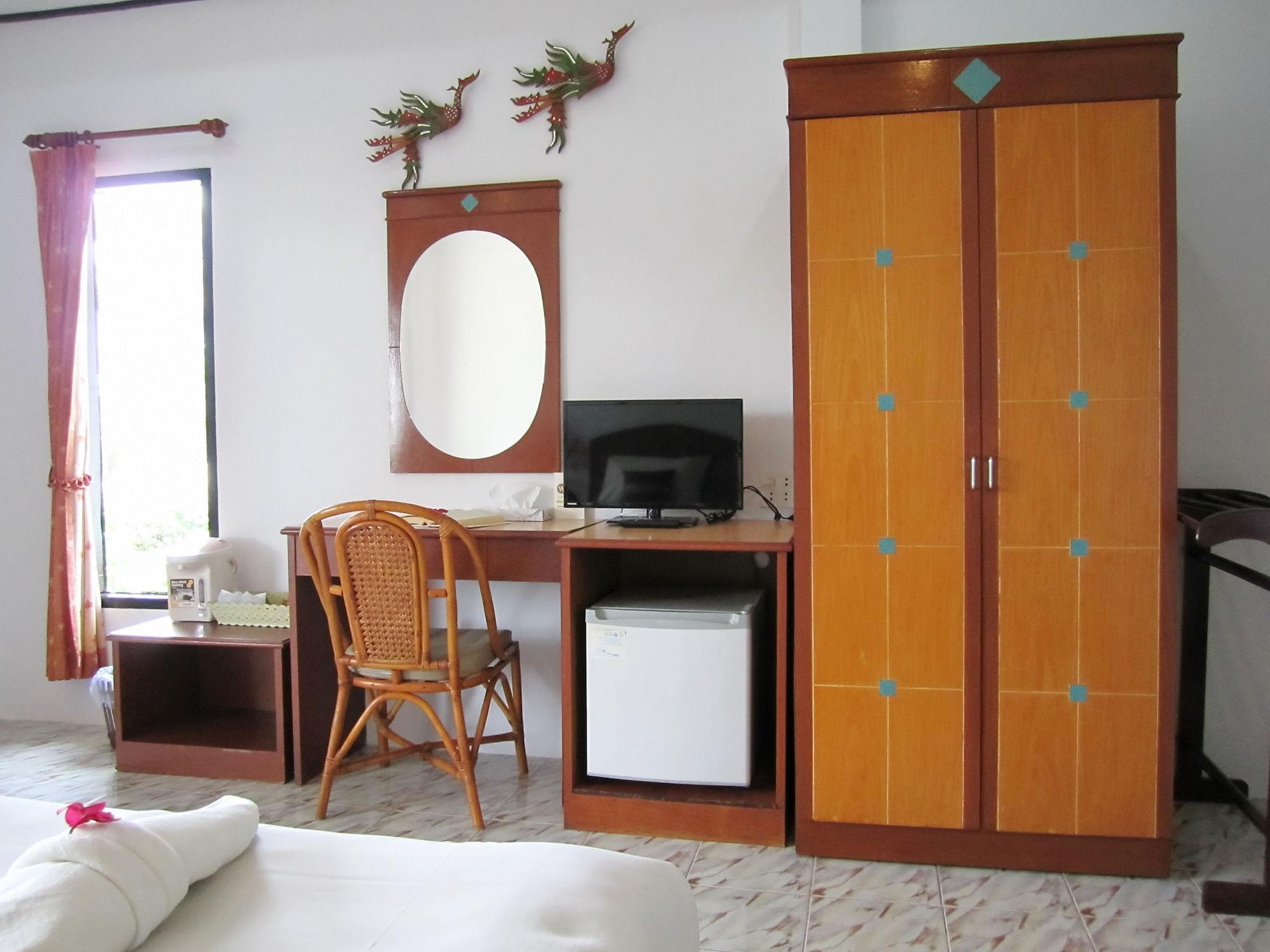 קו לנטה Lanta Il Mare Beach Resort מראה חיצוני תמונה