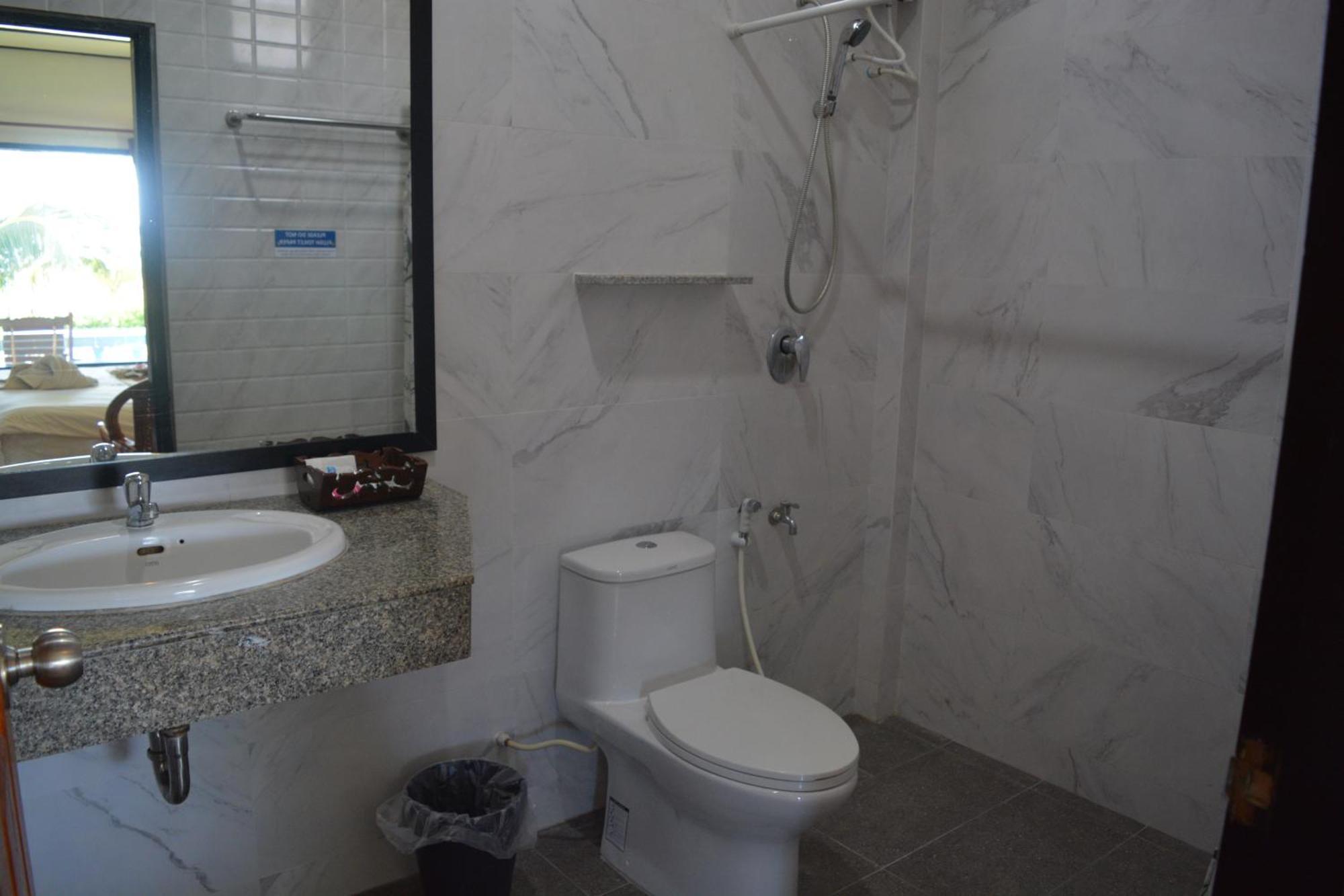 קו לנטה Lanta Il Mare Beach Resort מראה חיצוני תמונה